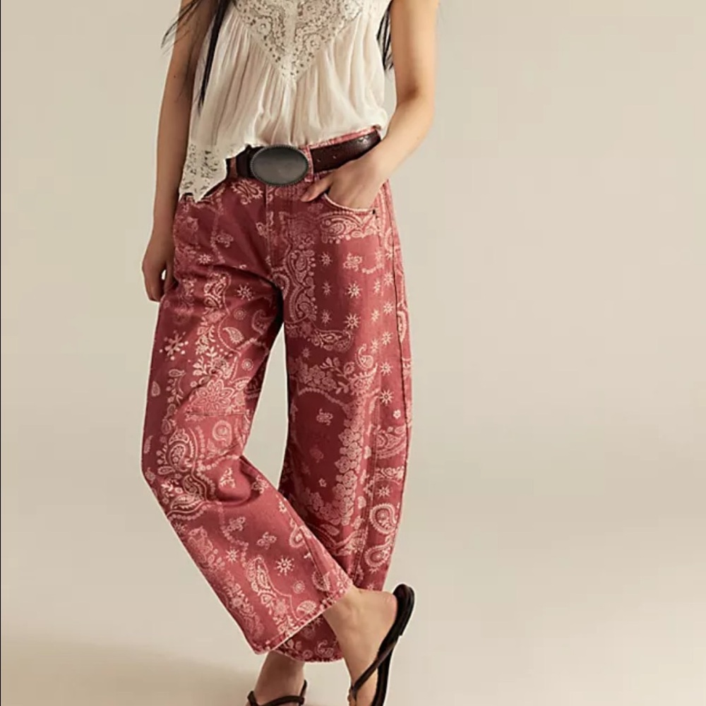 We The Free - Free People Good Luck Bandana Barrel Pants size 25